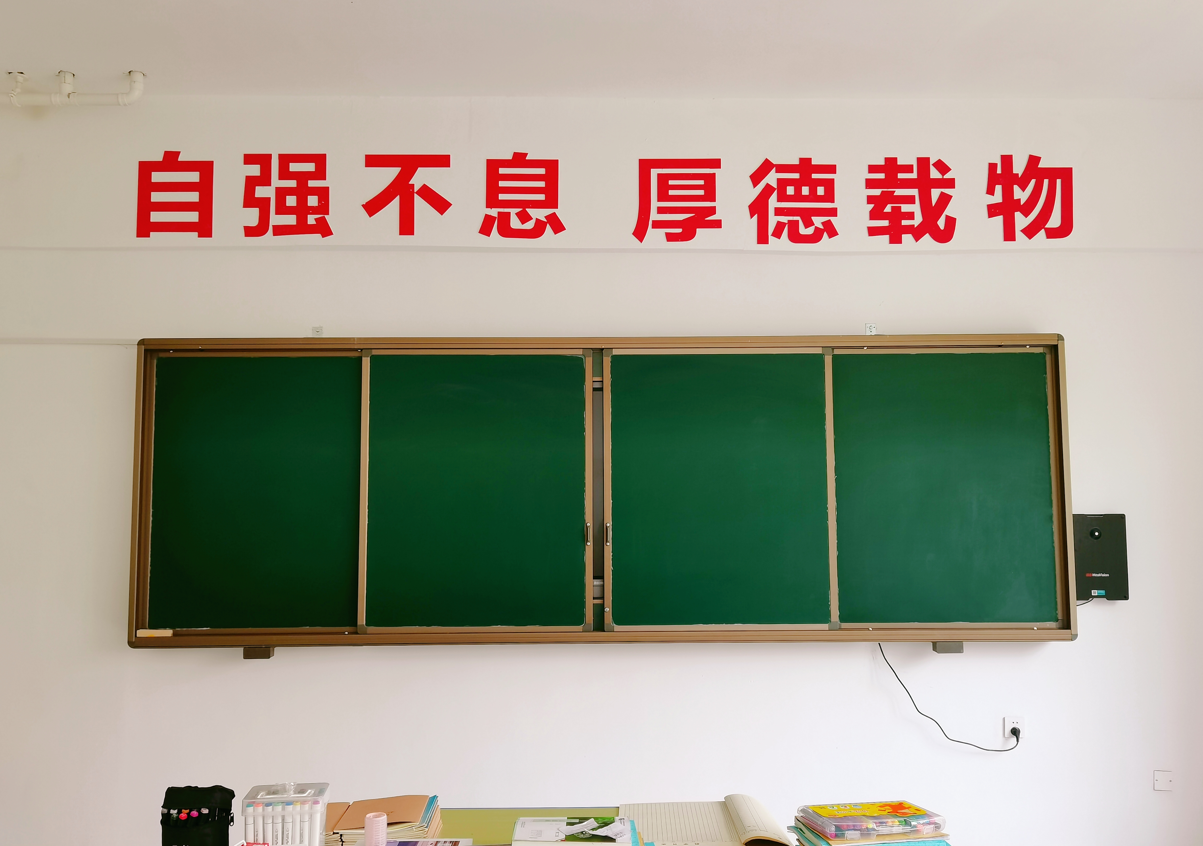 初中毕业选择职校有没有出路，兰州中专学校给你答案