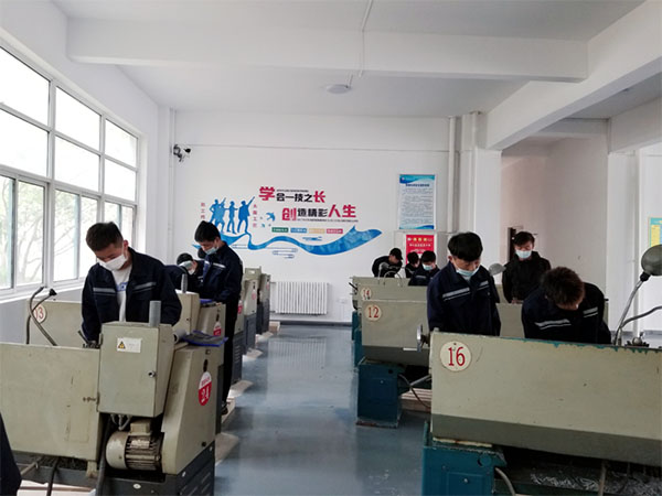  没考上高中，去读甘肃中职学校可以吗?