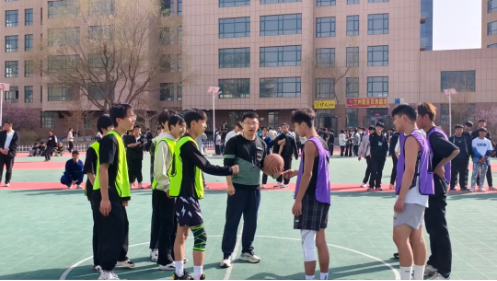 学生动态 | 青春跃动篮球场 汗水挥洒少年梦