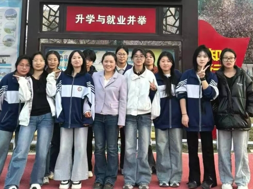 有温度的点灯人 | 优秀教师风采展示（6）：魏娟